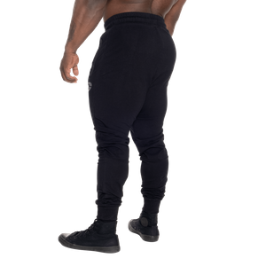 A classic pair of tapered joggers – the GASP way. - GASP