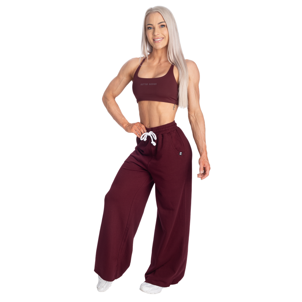 Wide sweatpants