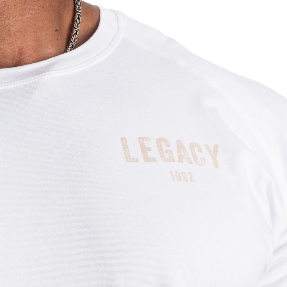 1982 Raglan Classic Tee